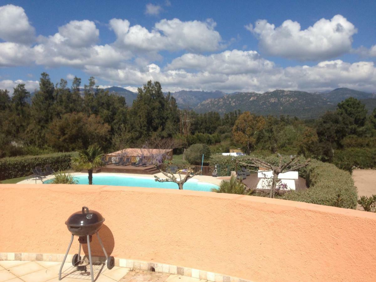 Residence Les Jardins de Sainte-Lucie Piscine chauffée Extérieur photo